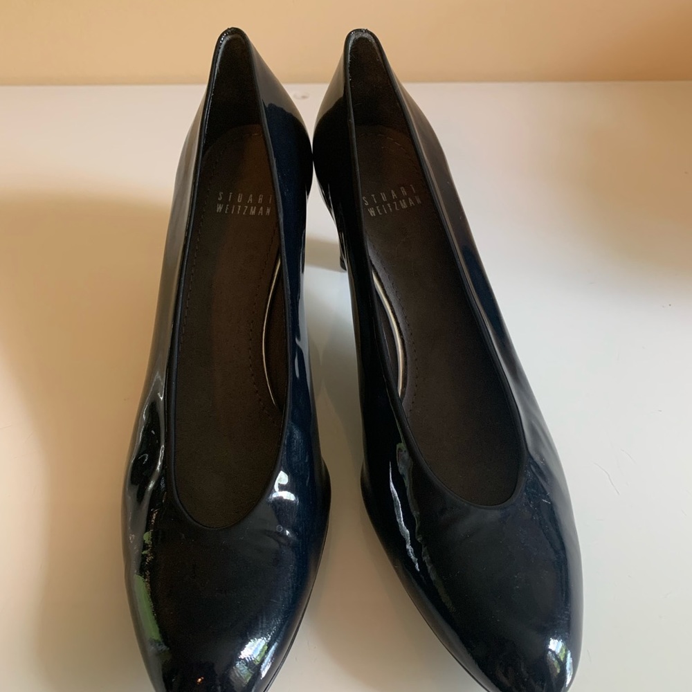 Stuart Weitzman Navy Patent Leather Heels - Picture 6 of 6